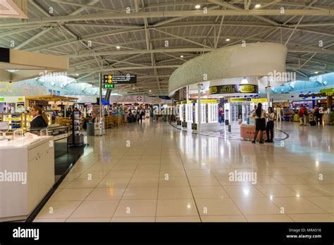 larnaca airport departures live.